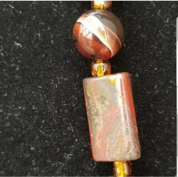 POLISH RED JASPER, CARNELIAN AGATE, & TEMPEST STONE NECKLACE WITH STERLING CLASP - Picture 6 of 7